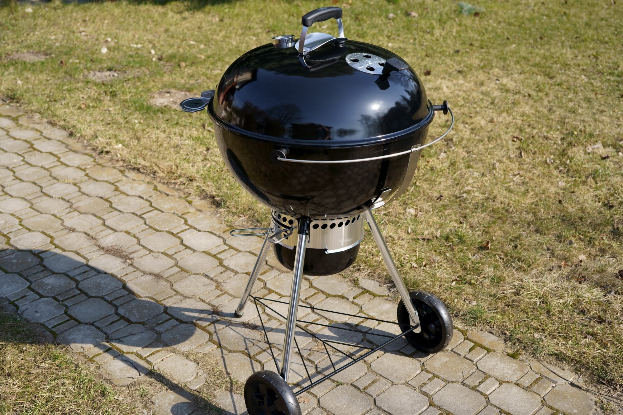 Weber Master-Touch GBS E-5750